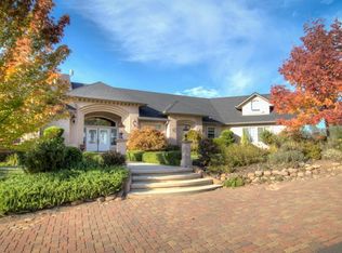 16400 Valparaiso Way, Redding, CA 96001