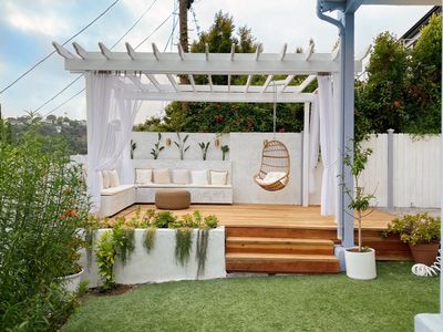 2613 Rutherford Dr, Los Angeles, CA, 90068