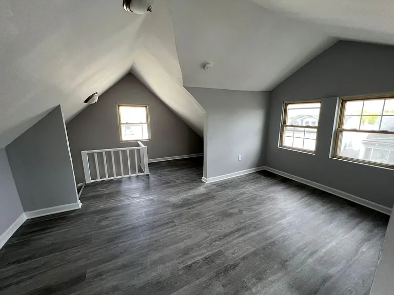 141 Goodwin Ave #2 — Photo 4
