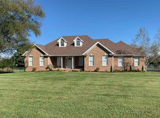288 Farmer Ln, Bowling Green, KY 42104