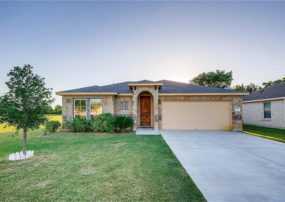 1st image of 3010 Hanstrom Ct