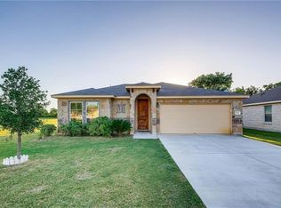 3010 Hanstrom Ct, Hutto, TX 78634