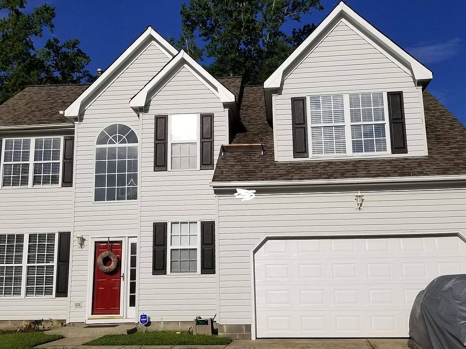 1st image of 408 Sycamore Cir