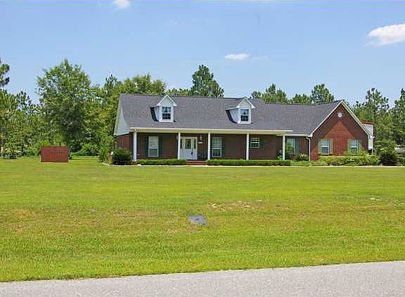 view of large lot