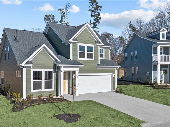 2nd image of 976 Diane Ln