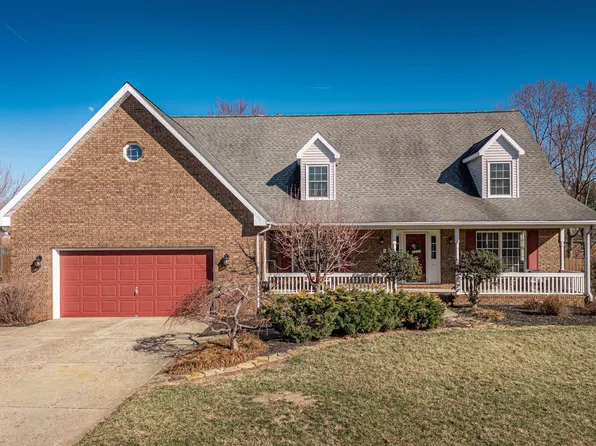5600 Victoria Ct, Newburgh, IN 47630