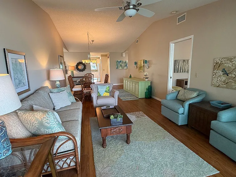 675 W Lake Jasmine Cir — Photo 6
