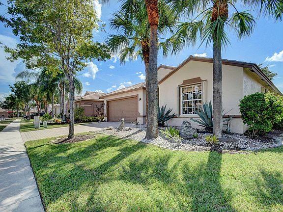 2nd image of 8189 Florenza Drive