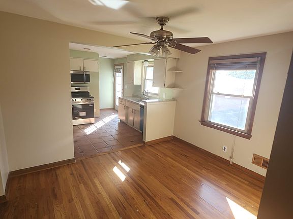 4th image of 5806 Maryman Rd