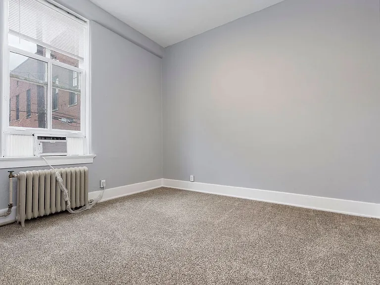 222 W Magnolia Ave — Photo 12