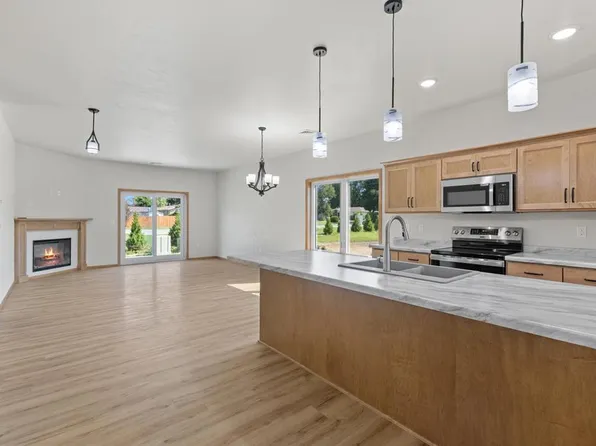 125 N 15th Dr #7, Sturgeon Bay, WI 54235