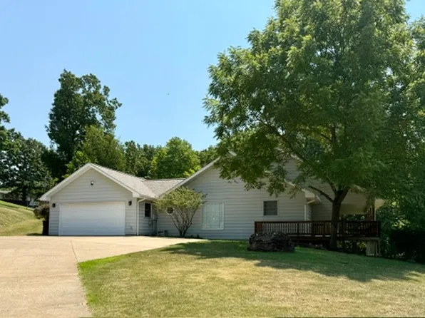 198 Sunset Dr, Waynesville, MO 65583