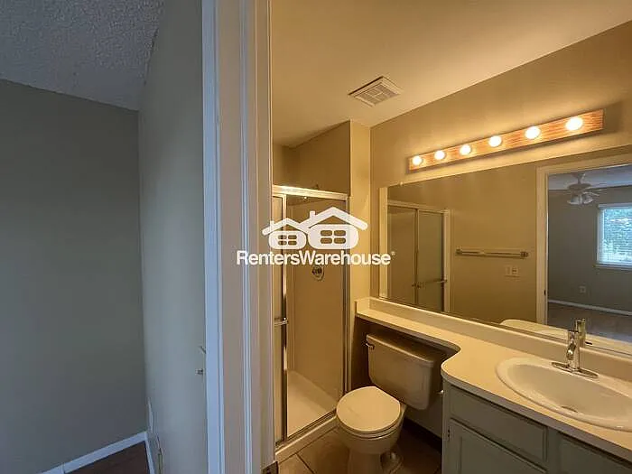 18043 E Ohio Ave #203 — Photo 11