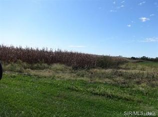 E Kirsch Rd, Saint Jacob, IL 62281