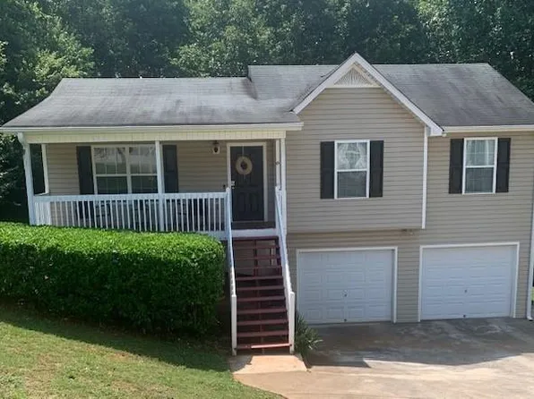 829 Twin Oaks Ln, Dallas, GA 30157