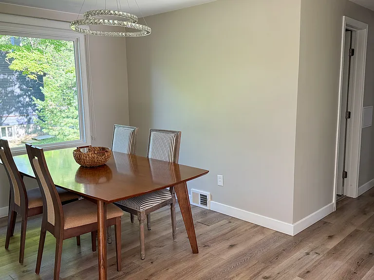 5430 Brainard Rd — Photo 10