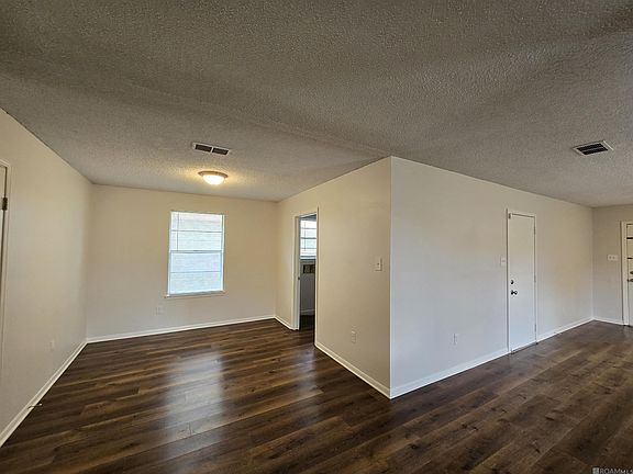 5th image of 8933 Baronne Dr