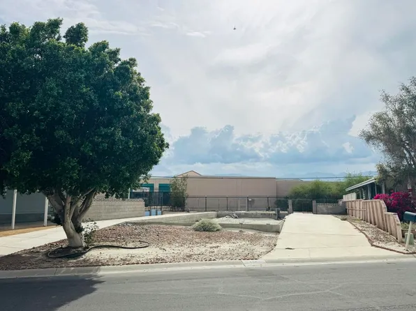 33481 Westchester Dr, Thousand Palms, CA 92276
