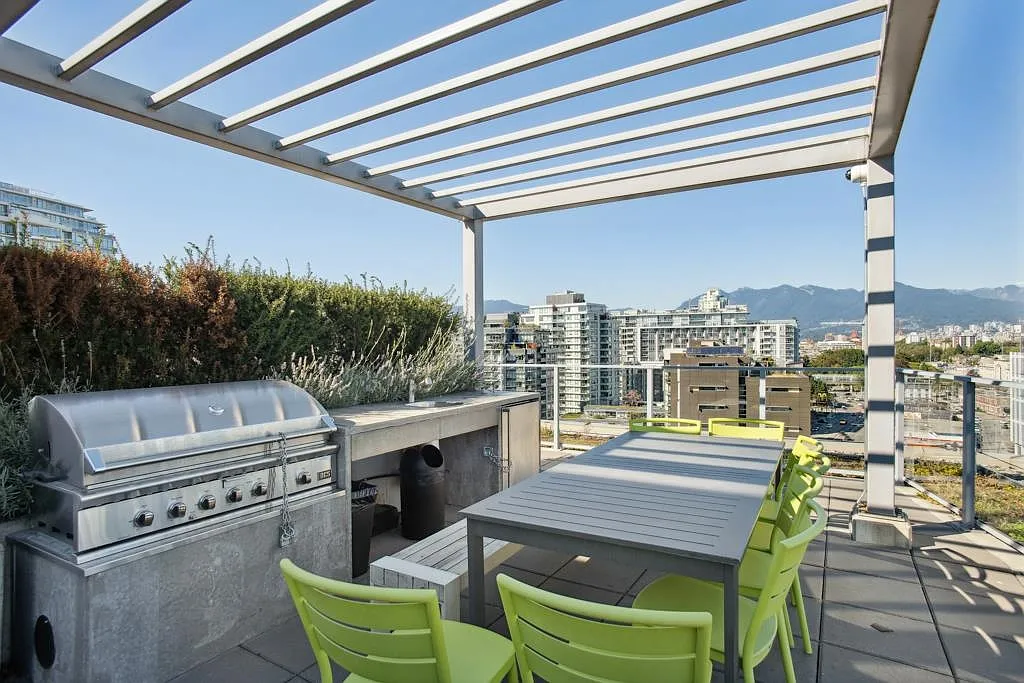 1 bed, 596 sqft, $2,500 — Photo 4
