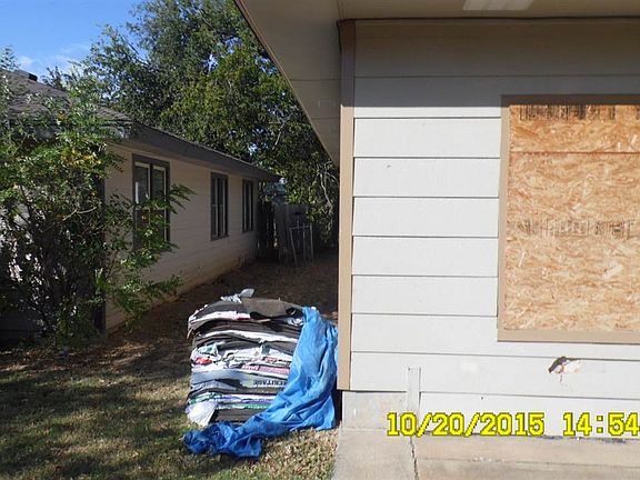 3rd image of 1907 NW Pollard Ave