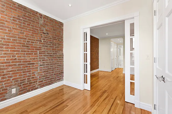 Rented by Cooper & Cooper Real Estate | media 1