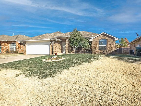 2nd image of 21796 Pioneer Cir