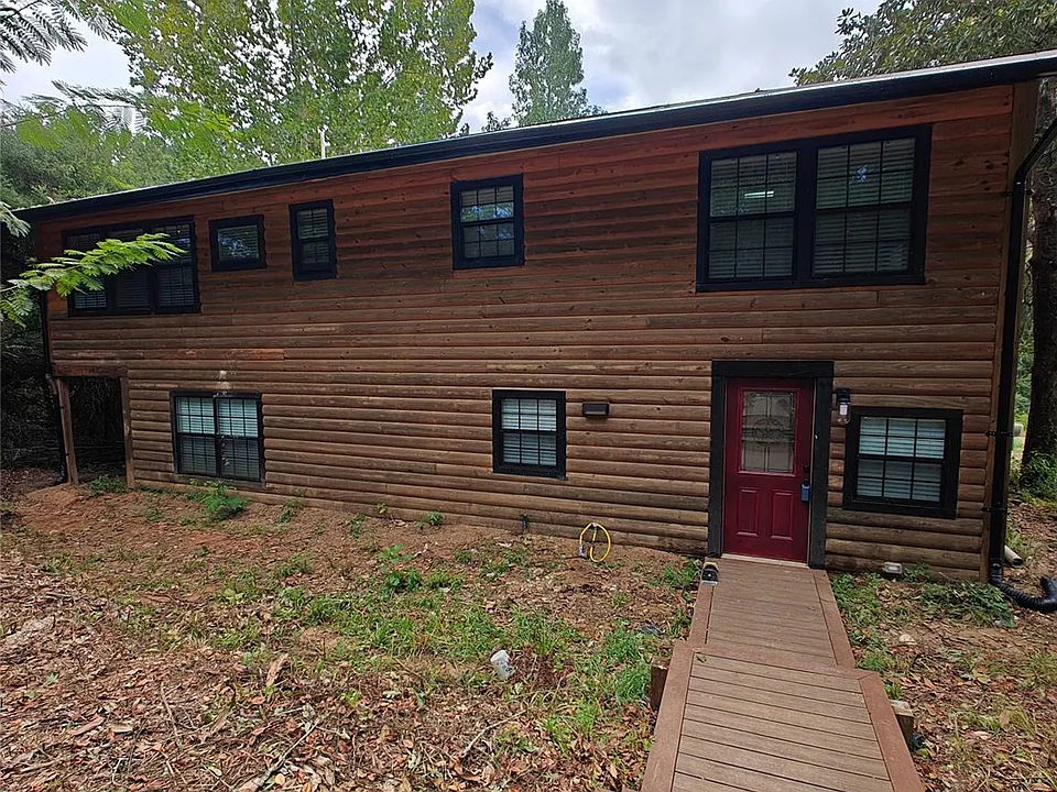 274 Lincoln Dr