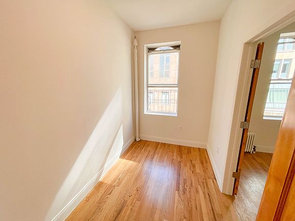 4th image of 234 Thompson St APT 31
