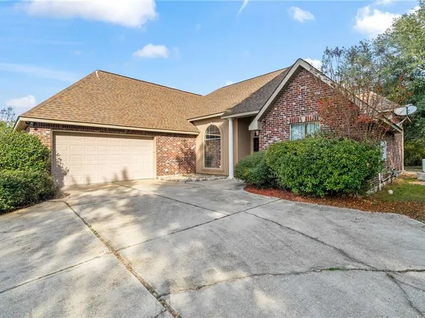 165 Wood Thrush Dr, Madisonville, LA 70447