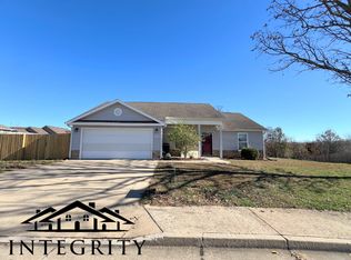101 Pioneer Ct, Waynesville, MO 65583
