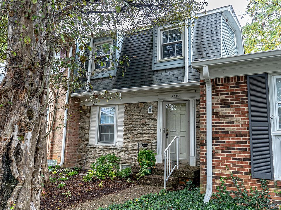 1st image of 1307 Lancaster Pl
