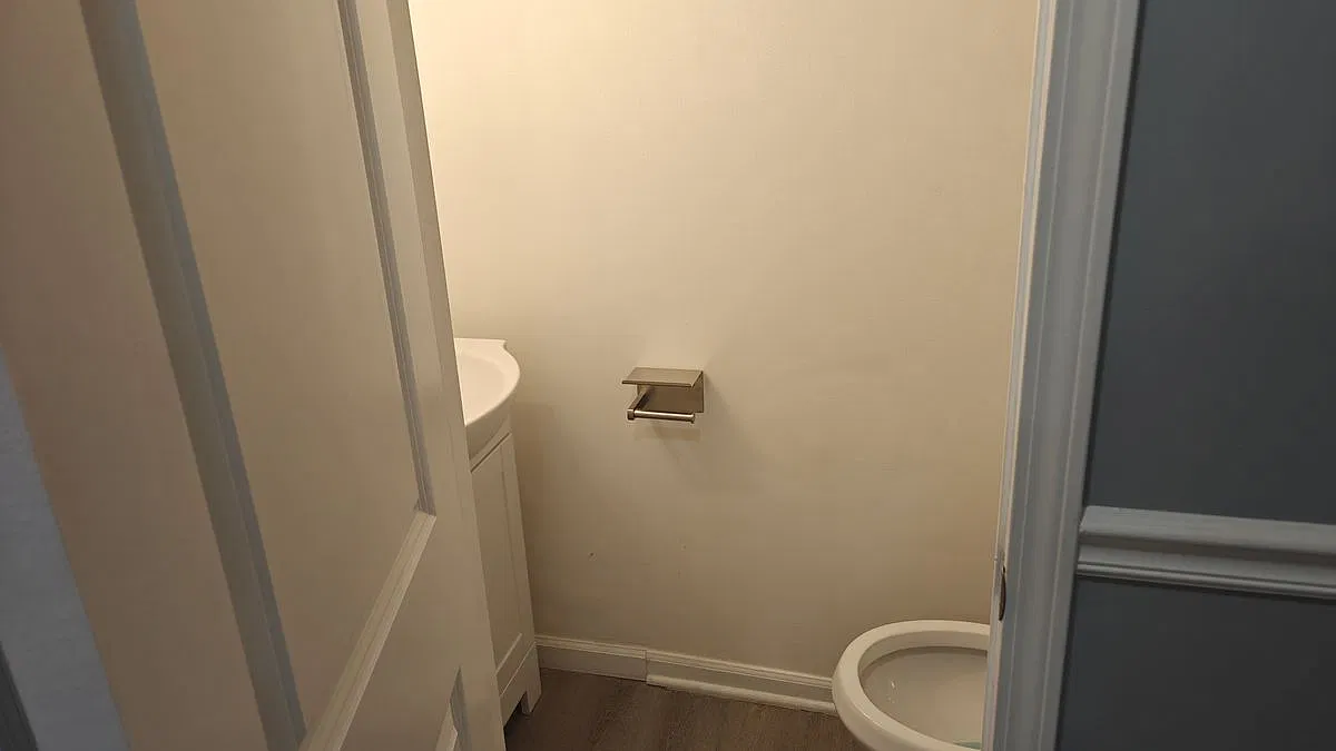 3 bed, 2.0 bath, 1126 sqft, $2,800 — Photo 3