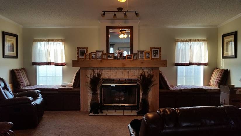 1st image of 152 Danielle Dr