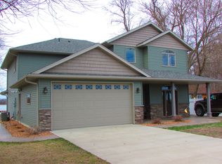 46658 Glens Beach Rd, Waterville, MN 56096