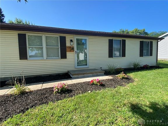 2nd image of 108 Phelps Farm Cir
