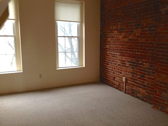 3rd image of 53 Congress St #1W