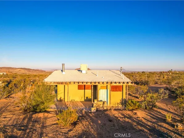 2075 Deer Trl, Landers, CA 92285