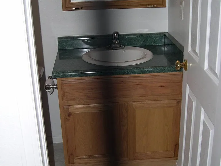461 N Sun Ct — Photo 3