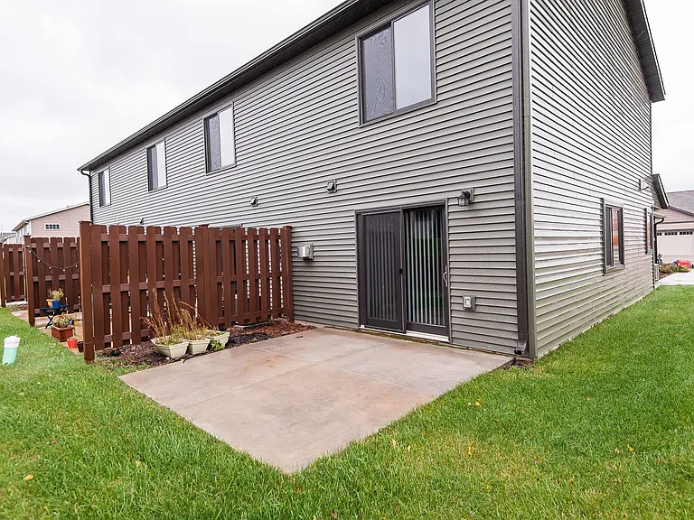 3218 Portage Cir NW — Photo 59