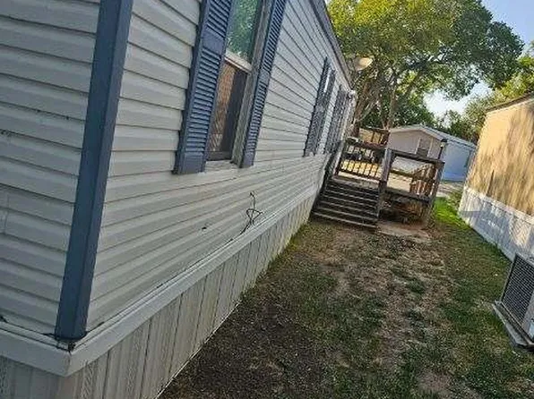 3728 Marina Dr, Fort Worth, TX 76135