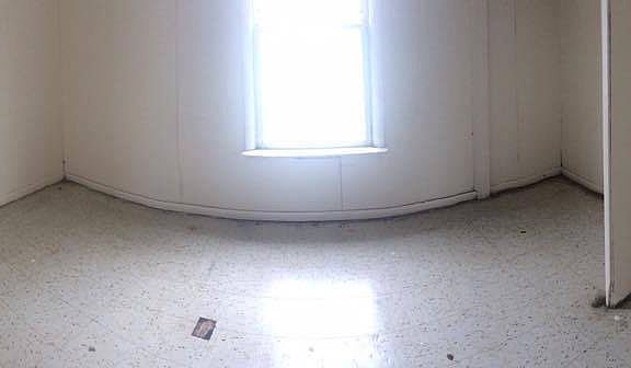 3rd image of 719 E Laurel St APT 3
