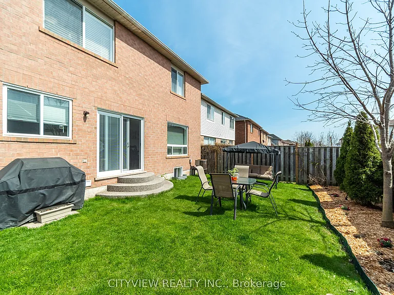 2330 Grand Oak Trl — Photo 37