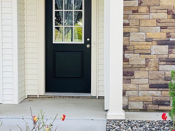 3rd image of 22 Whitaker Dr
