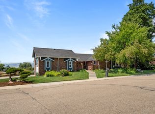 1197 Purdue Dr, Longmont, CO 80503