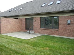 7121 Salem Crossing Pl, Englewood, OH 45322