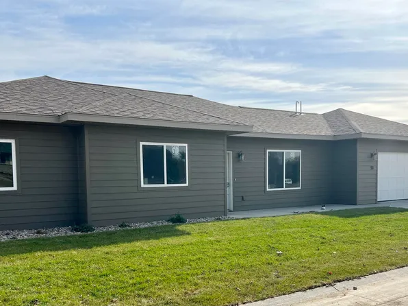 1850 23rd St #51, Spirit Lake, IA 51360