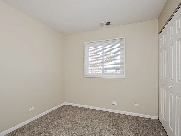 3rd image of 850 Edenwood Dr
