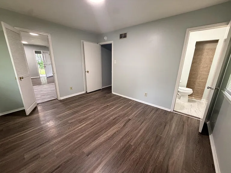 1624 Winfield Ave — Photo 5