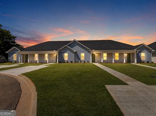 309 Airman Blvd, Warner Robins, GA 31088