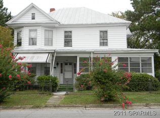 100 Rhodes St, Williamston, NC 27892